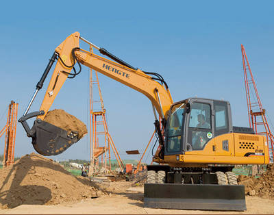 恒特明星產品-HT145W輪式挖掘機 建筑工程機械的多面手